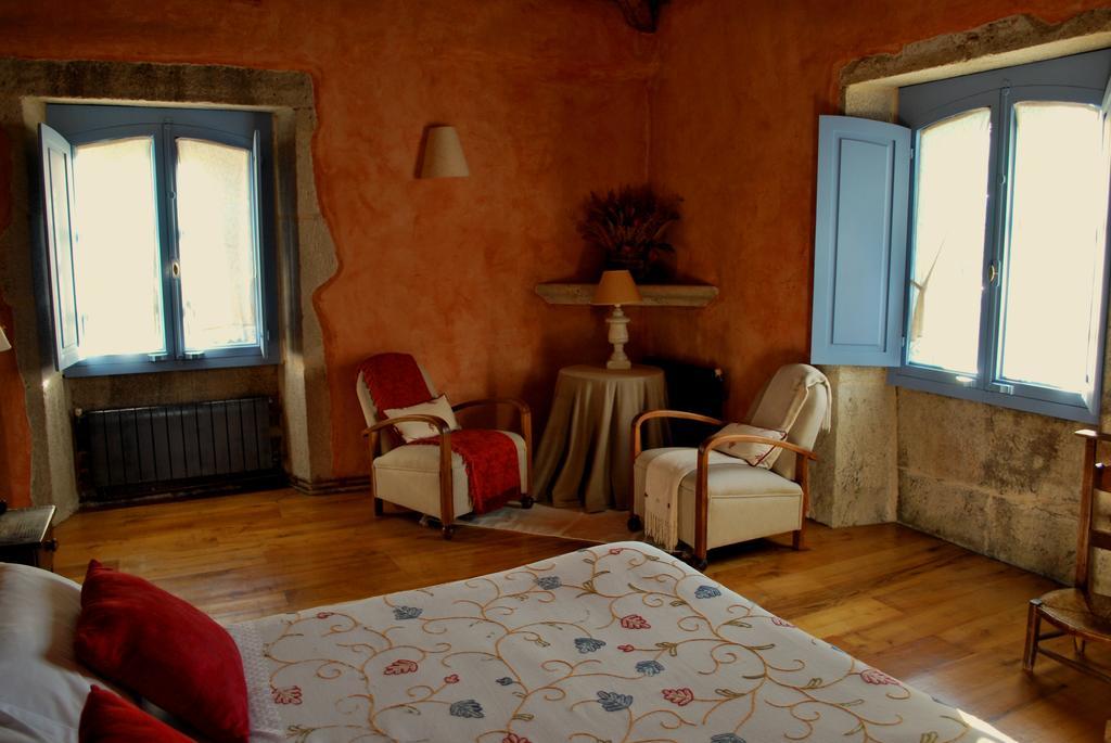 Casa Do Castelo De Andrade Guest House ปวนเตดูเม ภายนอก รูปภาพ
